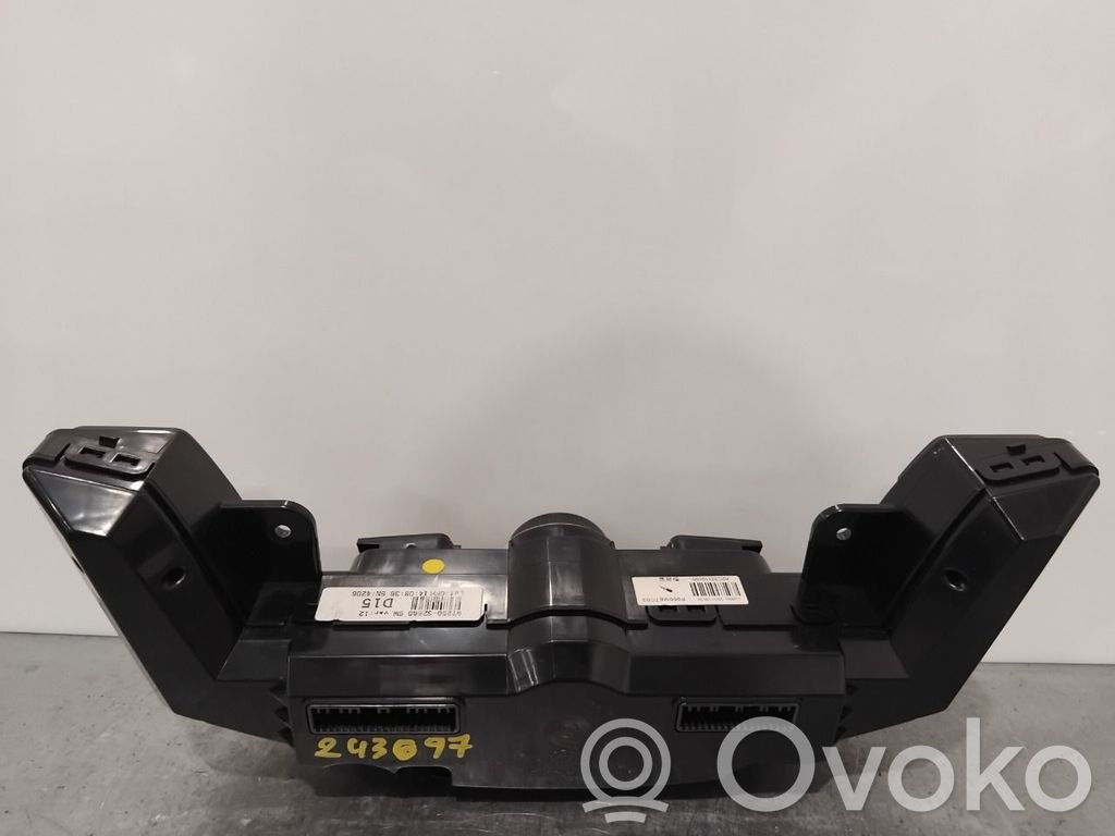 Hyundai i40 Console centrale, commande chauffage/clim