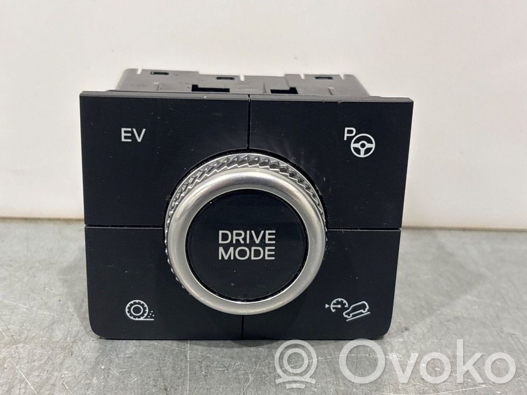 Ford Explorer VI Otros interruptores/perillas/selectores