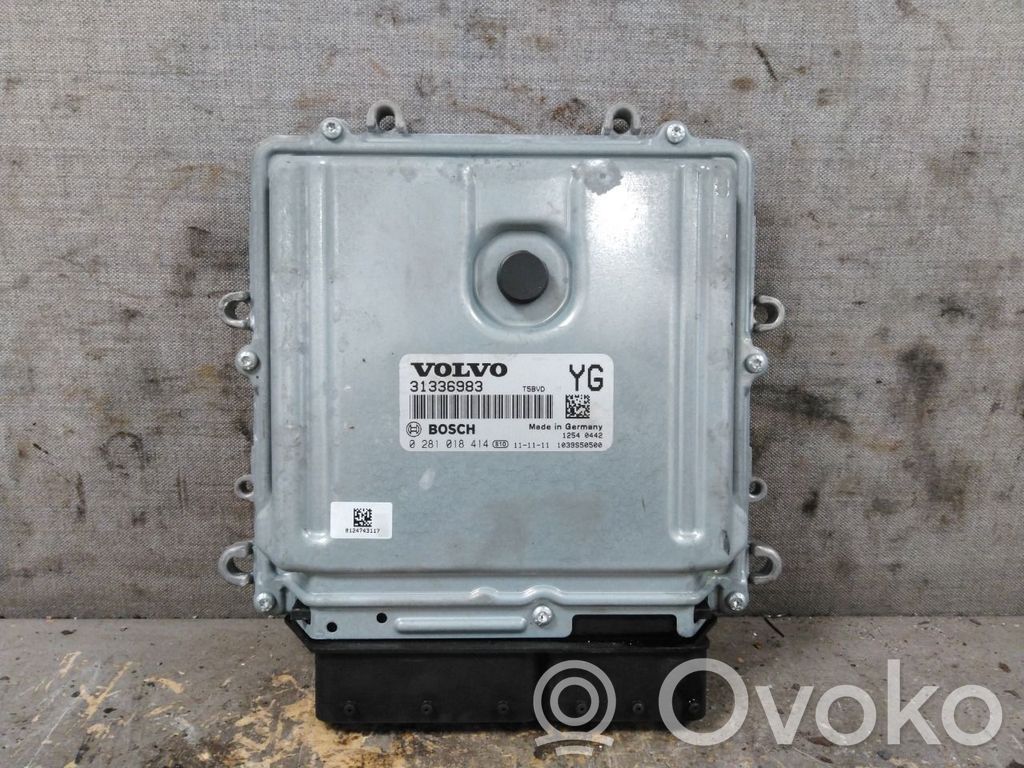 Volvo S60 Komputer / Sterownik ECU silnika