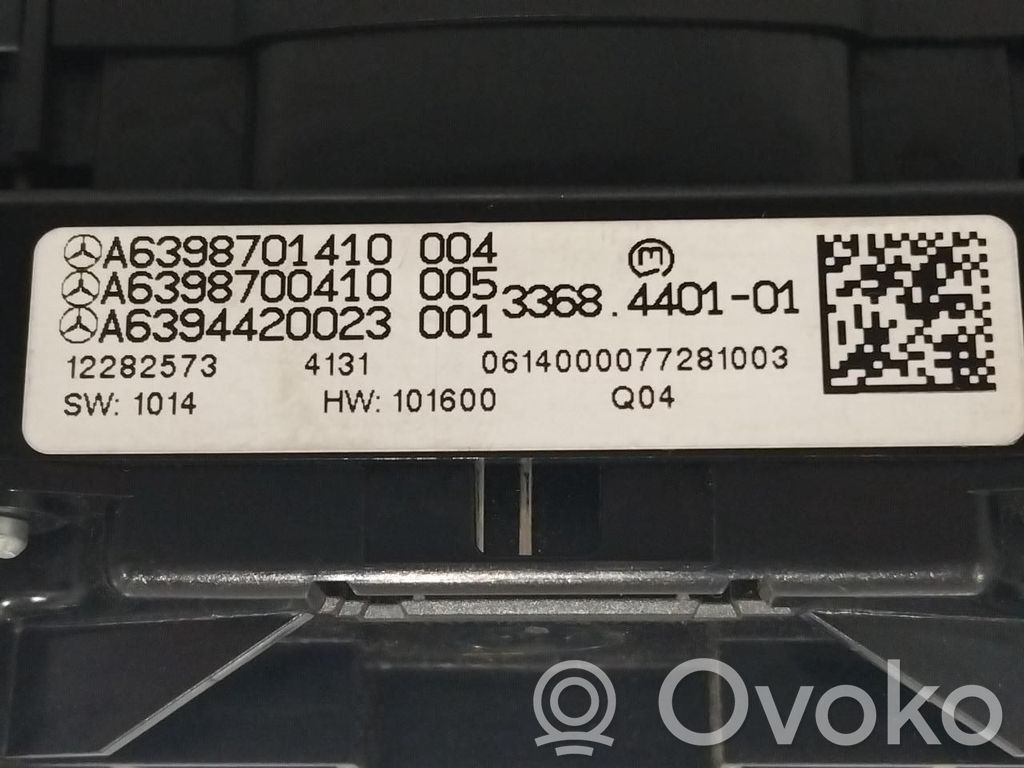 Mercedes-Benz Vito Viano W639 Avarinių žibintų jungtukas 