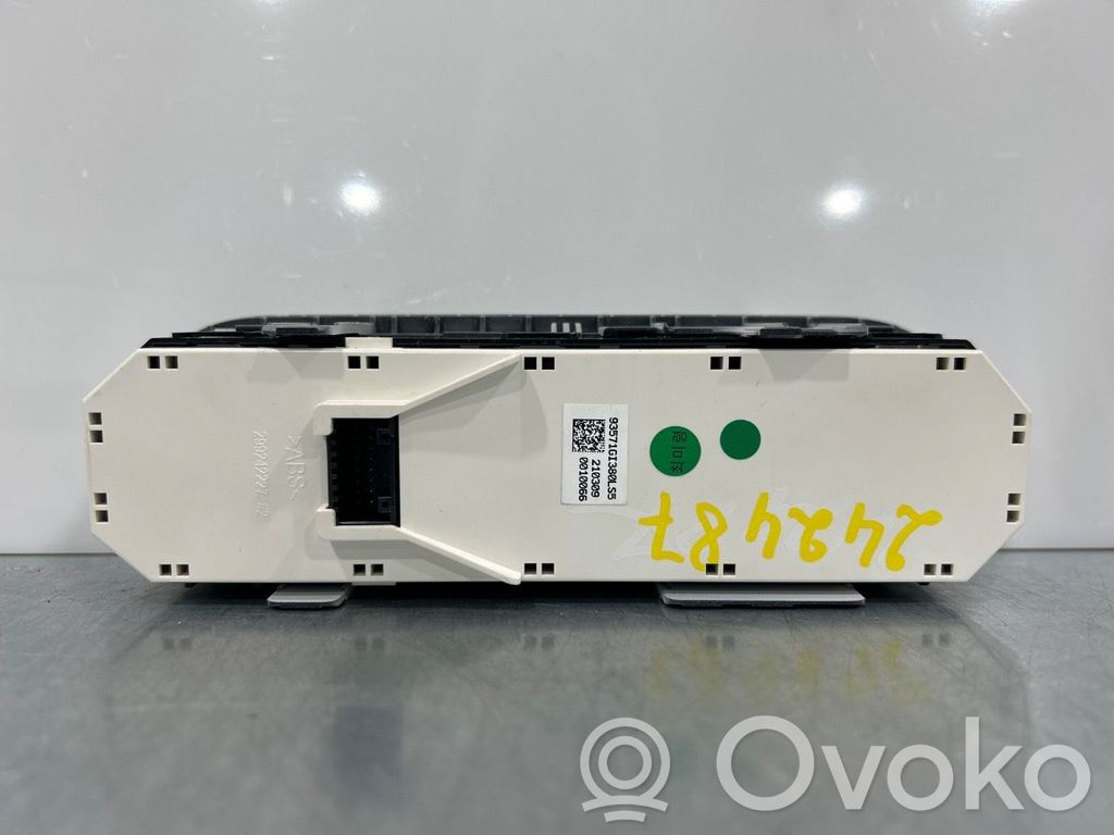 Hyundai Ioniq 5 Electric window control switch 