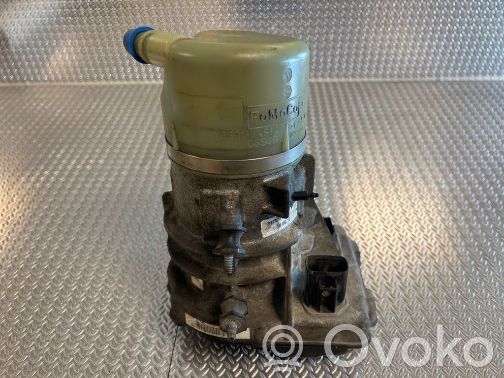 Volvo V70 Ohjaustehostimen pumppu 