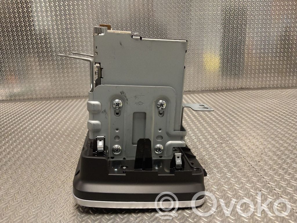 Nissan Leaf II (ZE1) Panel / Radioodtwarzacz CD/DVD/GPS 