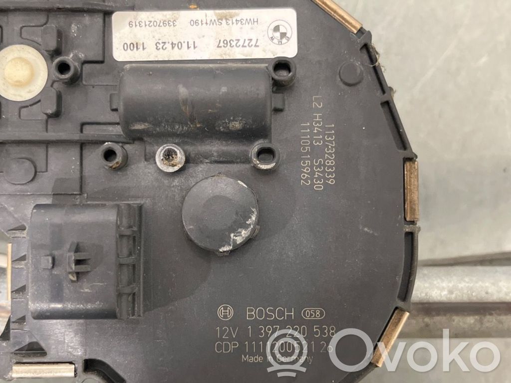 BMW 5 F10 F11 Moteur d'essuie-glace 