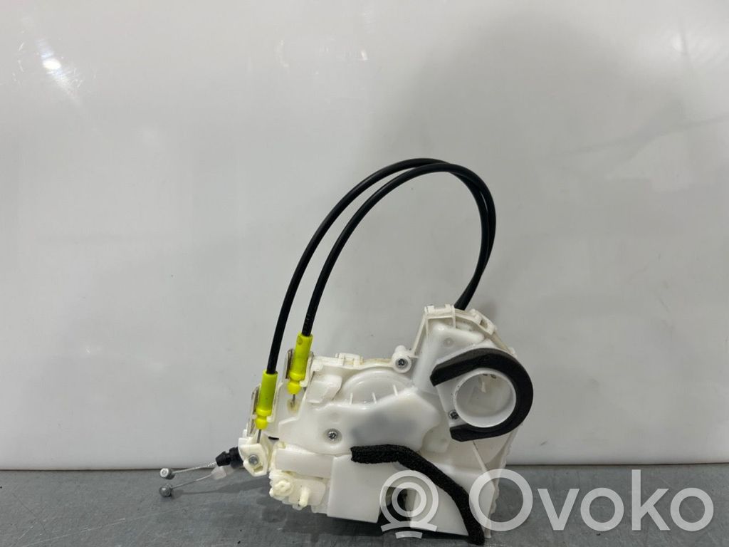 Suzuki Vitara (LY) Cerradura de puerta trasera 