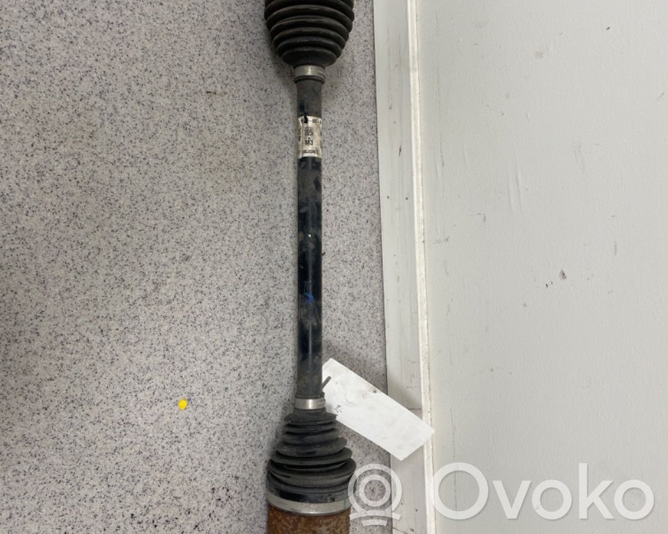 Tesla Model 3 Planetară spate 