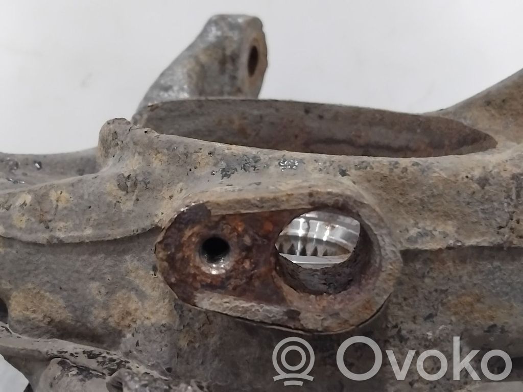 Hyundai i40 Front wheel hub spindle knuckle