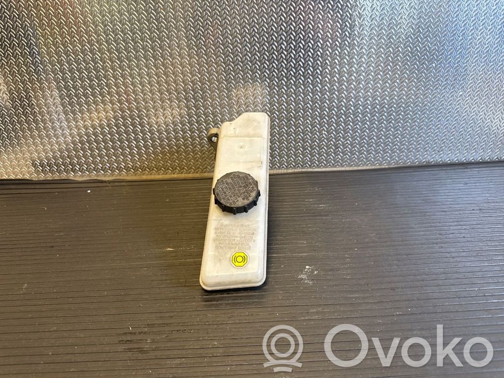 Tesla Model 3 Maître-cylindre de frein 