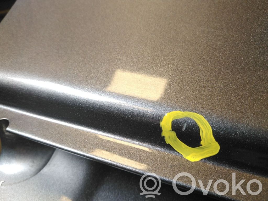 Mercedes-Benz EQA Puerta trasera