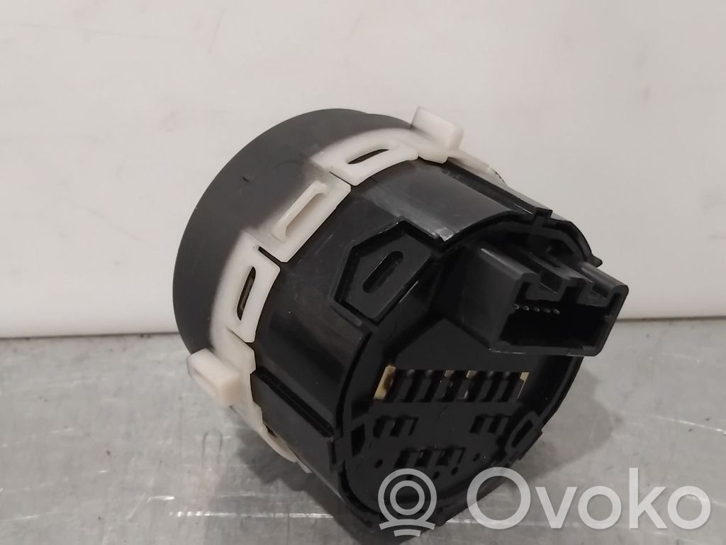 Nissan Navara D23 Sonstige Schalter / Griffe / Umschalter