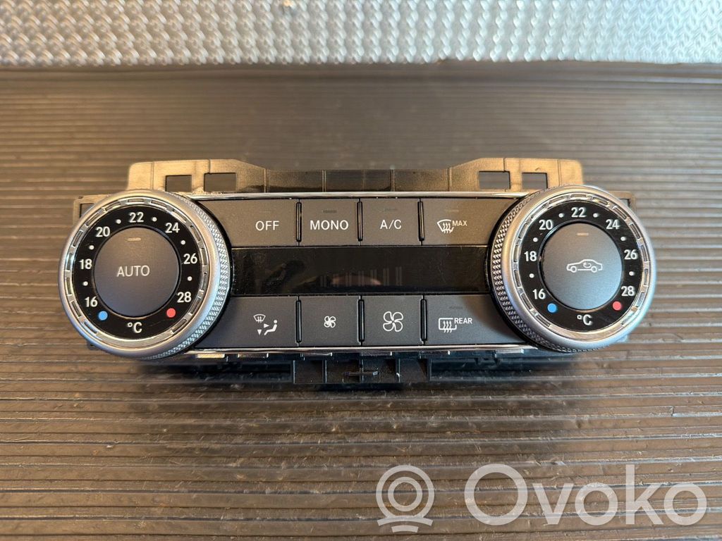 Mercedes-Benz GLK (X204) Console centrale, commande chauffage/clim