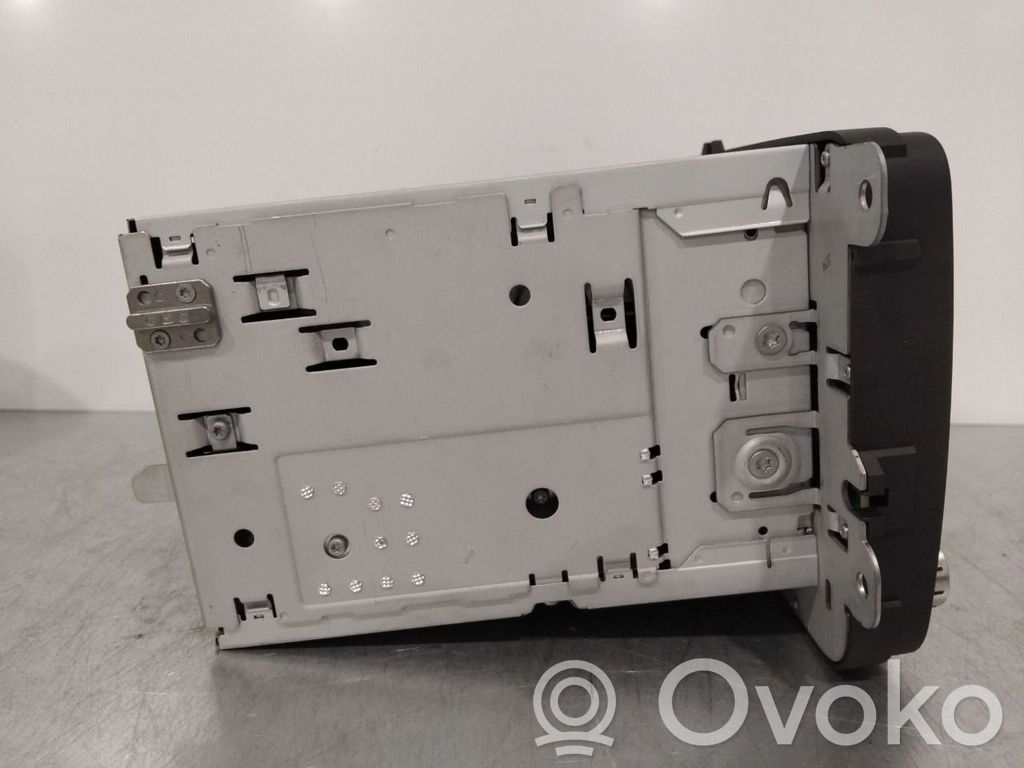 Volkswagen Golf VI Radio / CD-Player / DVD-Player / Navigation 