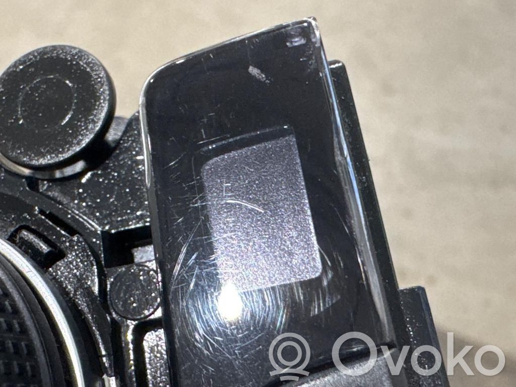 Volkswagen Golf VII Rămă unitate control climatizare
