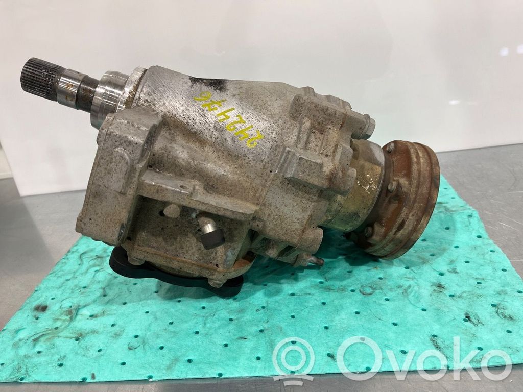 Volkswagen PASSAT B7 Carcasa de la caja de transferencia