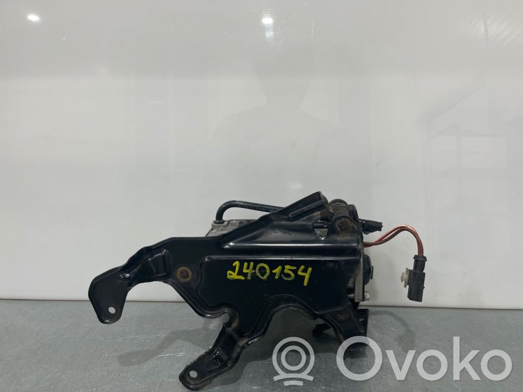 Mercedes-Benz E W211 Compresor/pompă suspensie pneumatică