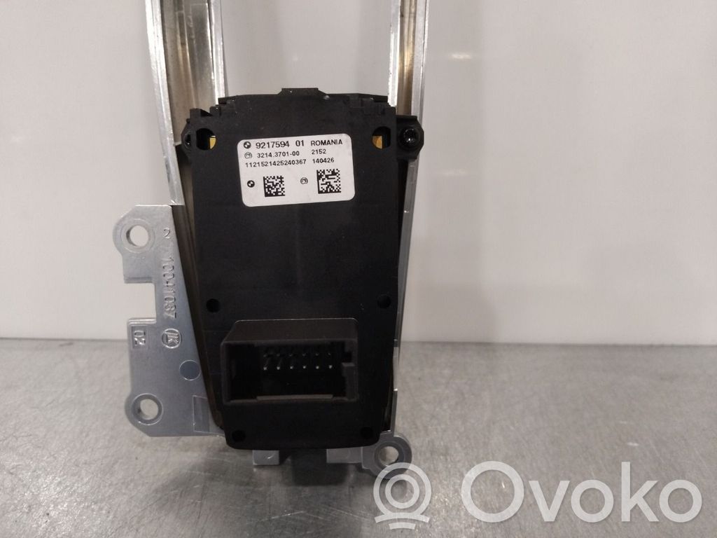 BMW 5 F10 F11 Comutator frână parcare 