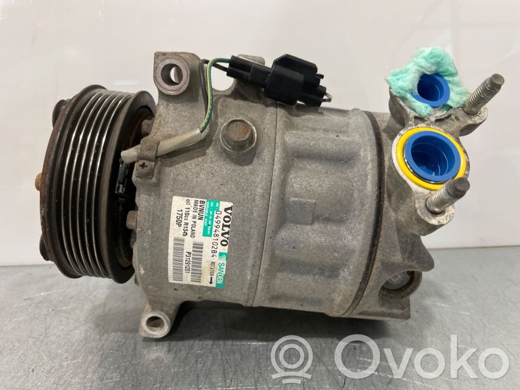 Volvo V40 Compresor (bomba) del aire acondicionado (A/C))