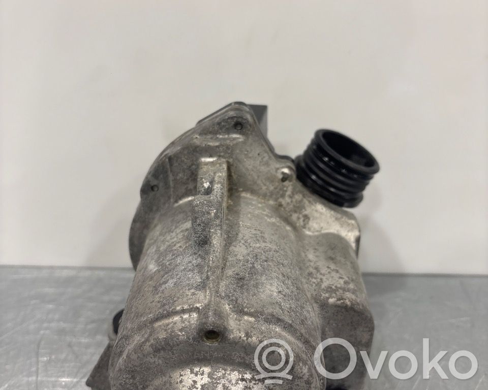 BMW 5 F10 F11 Pompa dell’acqua
