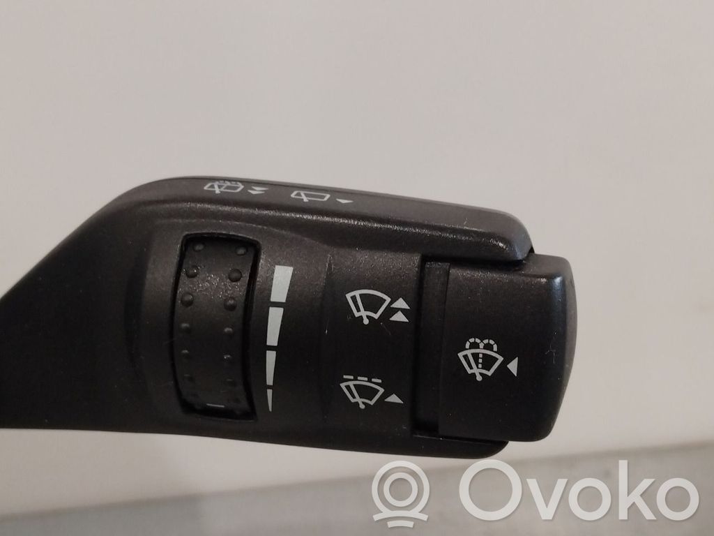 Ford Focus Interrupteur / bouton multifonctionnel 