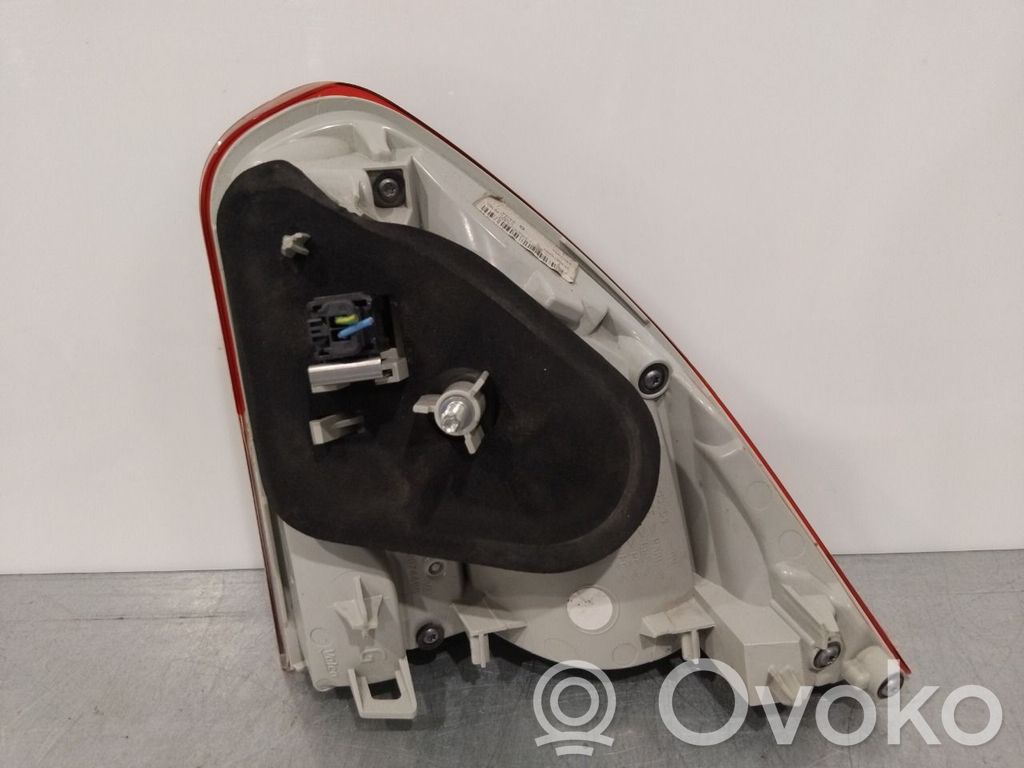 Peugeot 2008 I Lampa tylna