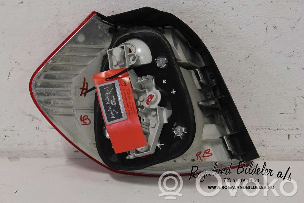 BMW 1 E81 E87 Lampă spate în caroserie 