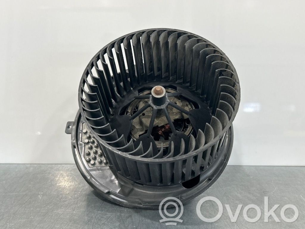 Skoda Octavia Mk2 (1Z) Ventilator aerotermă 