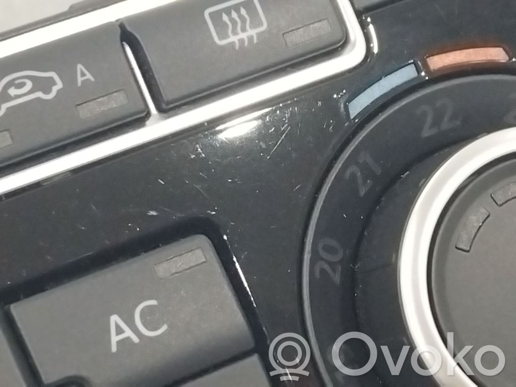 Volkswagen Golf VI Rămă unitate control climatizare