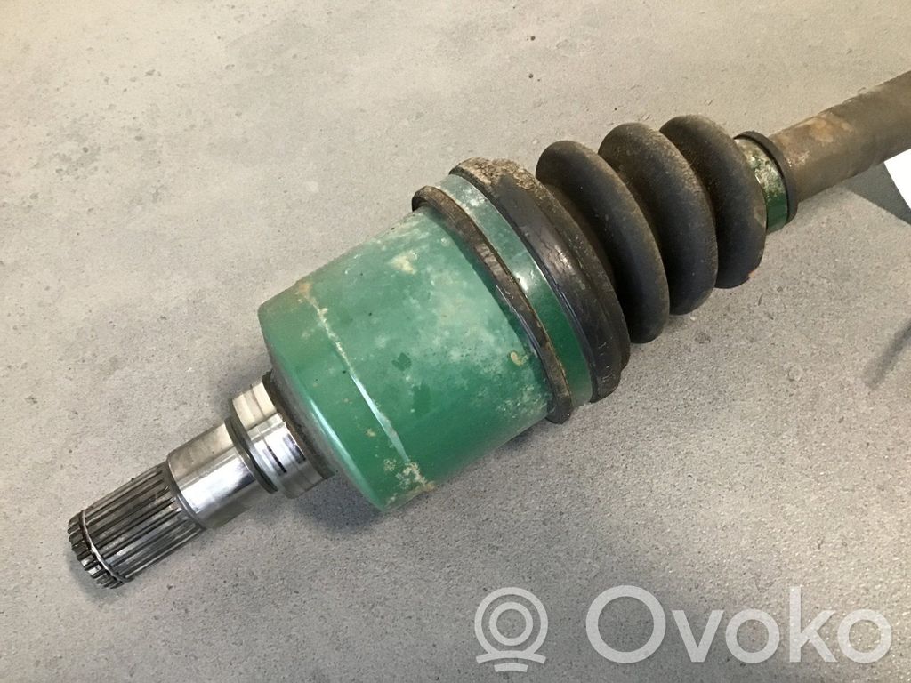 Suzuki Swift I Półoś przednia 
