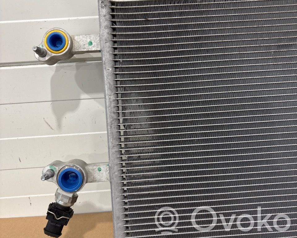 Volvo XC60 Radiador del refrigerante