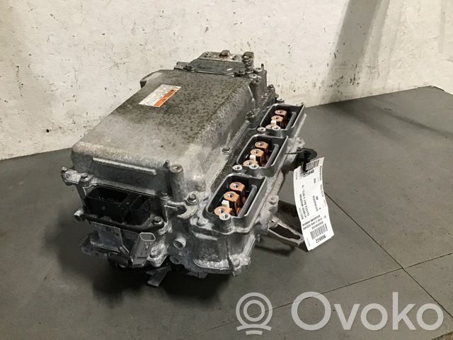 Toyota RAV 4 (XA40) Inversor/convertidor de voltaje 