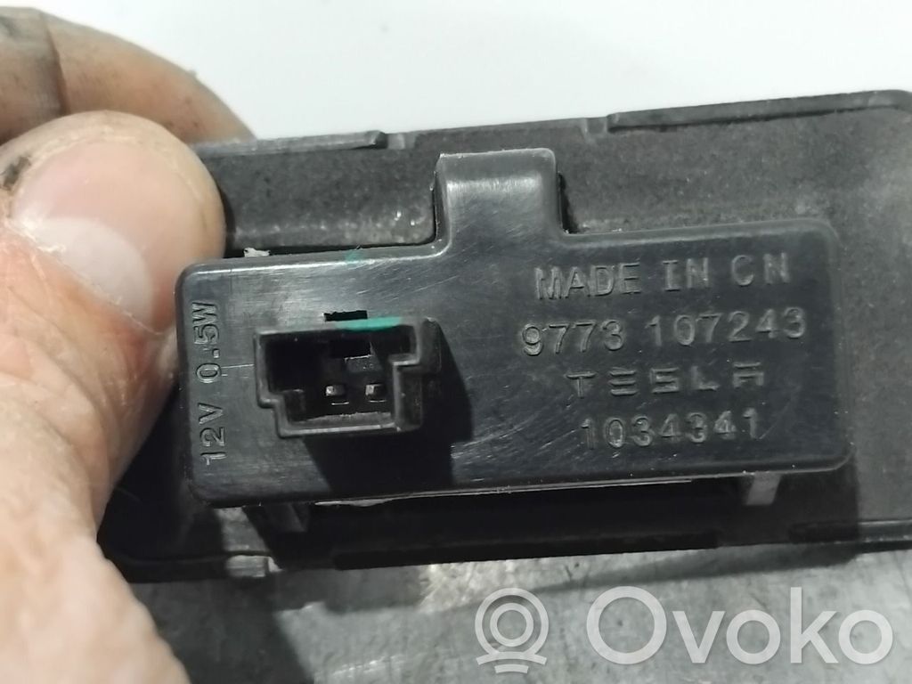 Tesla Model X Number plate light 