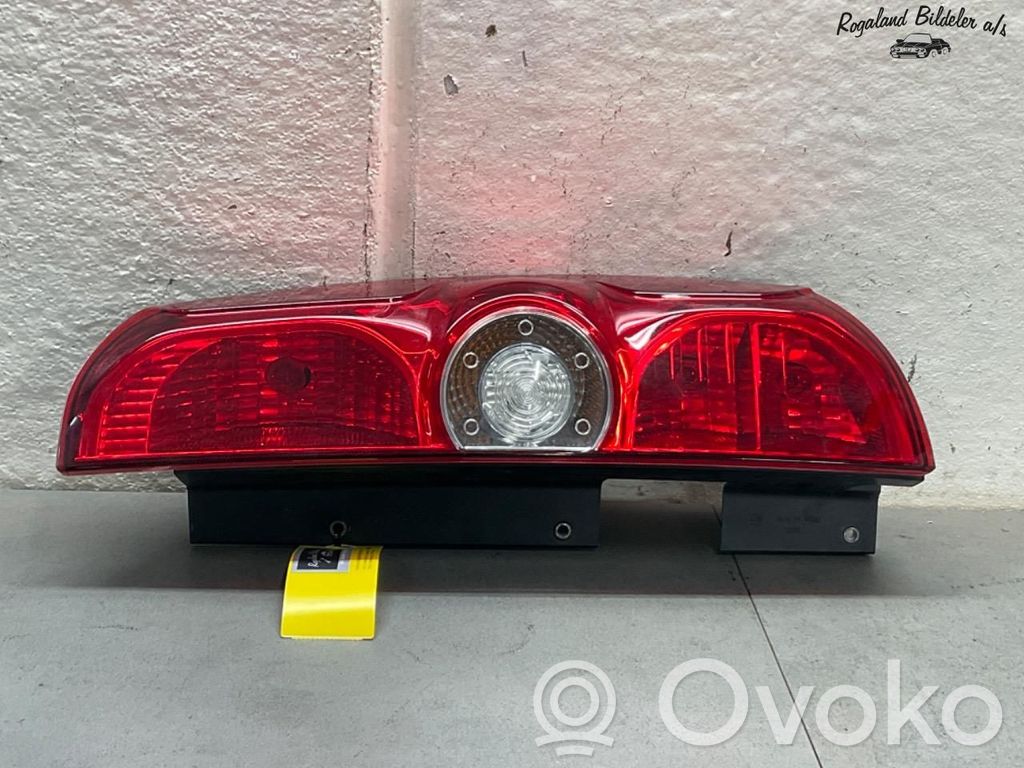 Opel Combo D Feux arrière / postérieurs 
