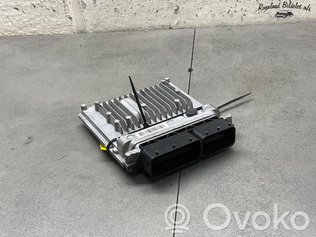 Mercedes-Benz B W246 W242 Galios (ECU) modulis