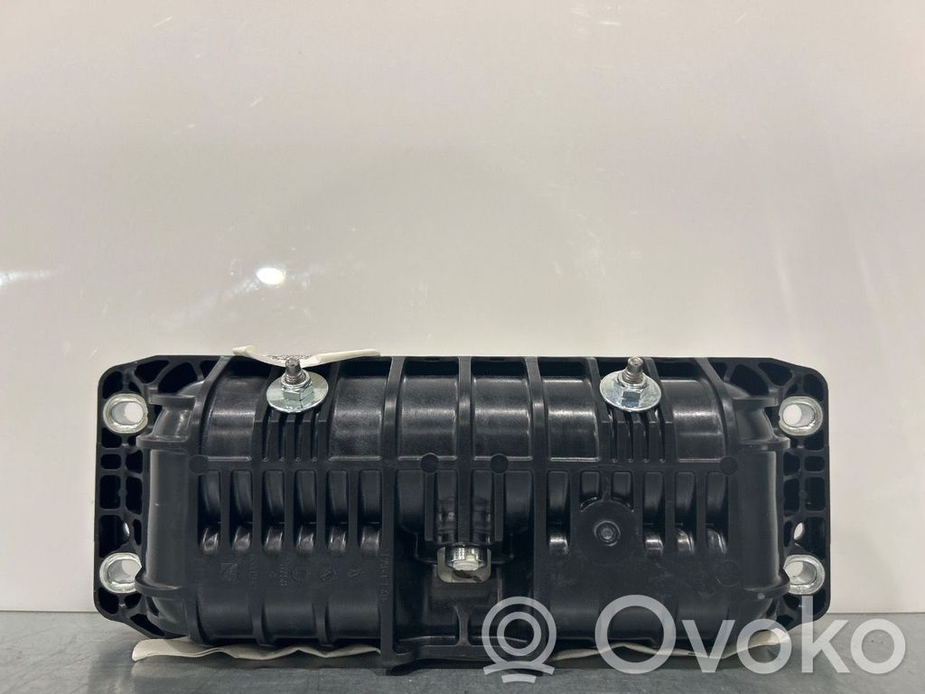 Volkswagen PASSAT B8 Keleivio oro pagalvė