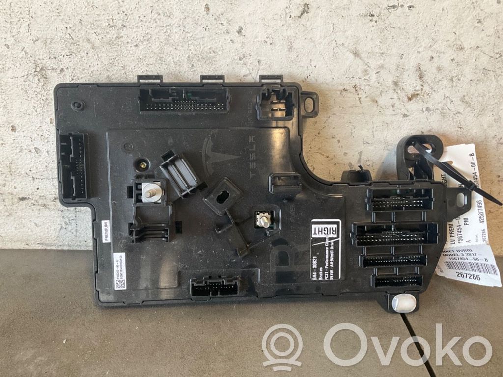 Tesla Model 3 Sonstige Steuergeräte / Module 