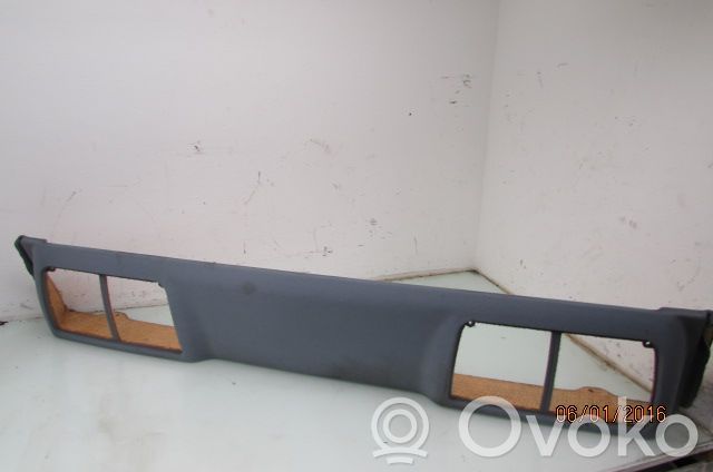 BMW 7 E38 Rivestimento della copertura ripiano portaoggetti 