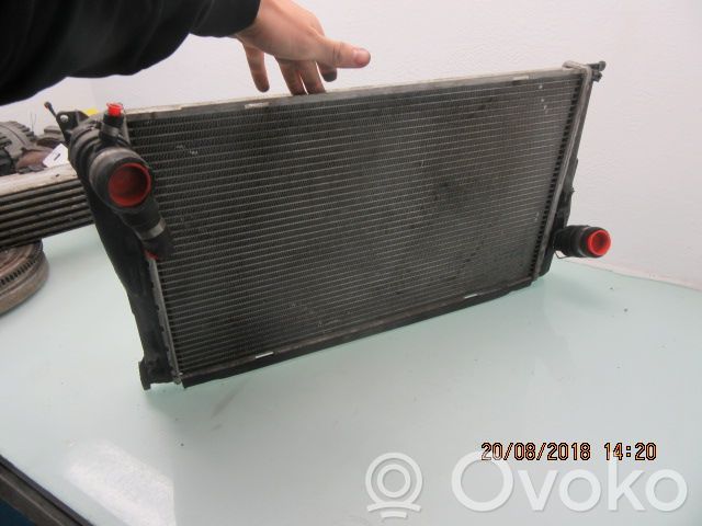 BMW 1 E81 E87 Radiatore di raffreddamento