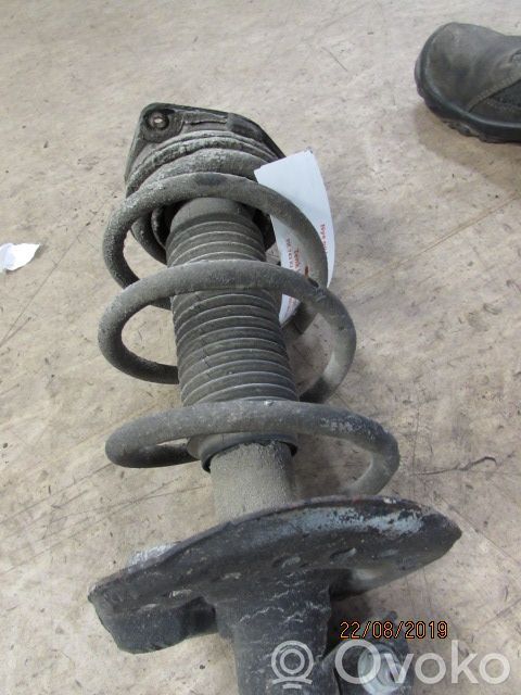 Nissan Qashqai Amortiguador delantero con muelle espiral