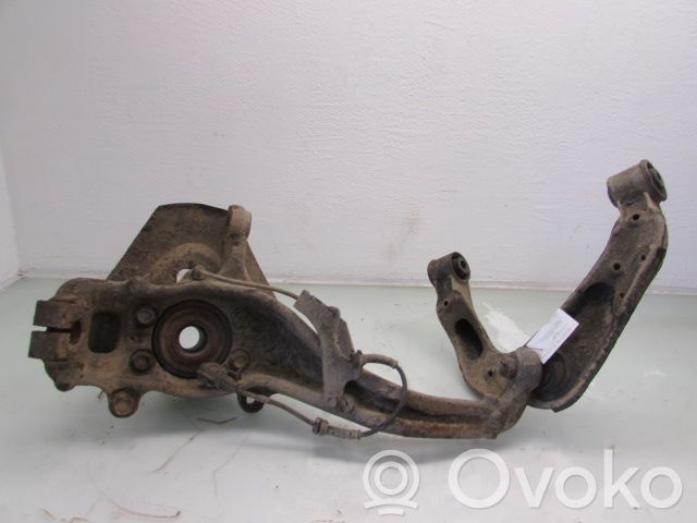 Nissan Navara D40 Achsschenkel vorne 