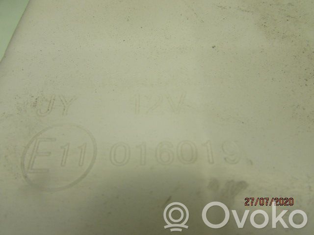 Suzuki SX4 Бачок оконной жидкости