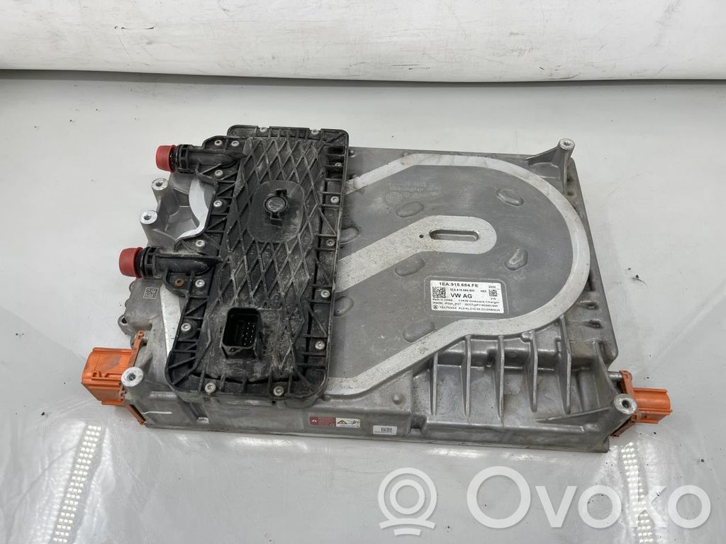 Skoda Enyaq iV Ładowarka do akumulatora 