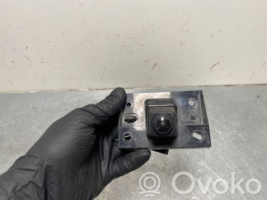 Nissan Qashqai Priekšpusē parkošanās sensora (PDC) sensors (-i) 