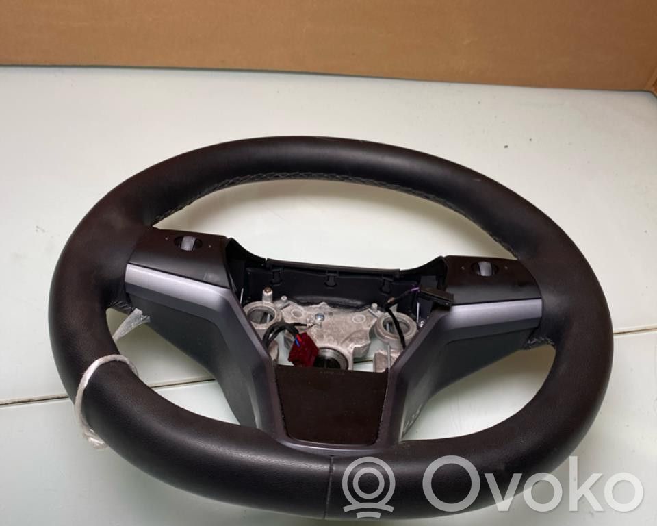 Tesla Model Y Руль
