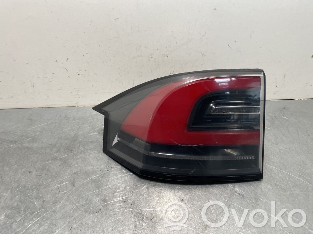 Tesla Model X Luz trasera/de freno