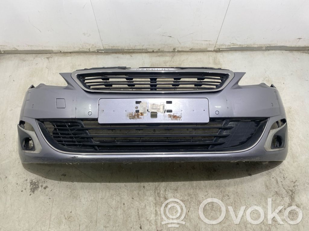 Peugeot 308 Pare-choc avant 