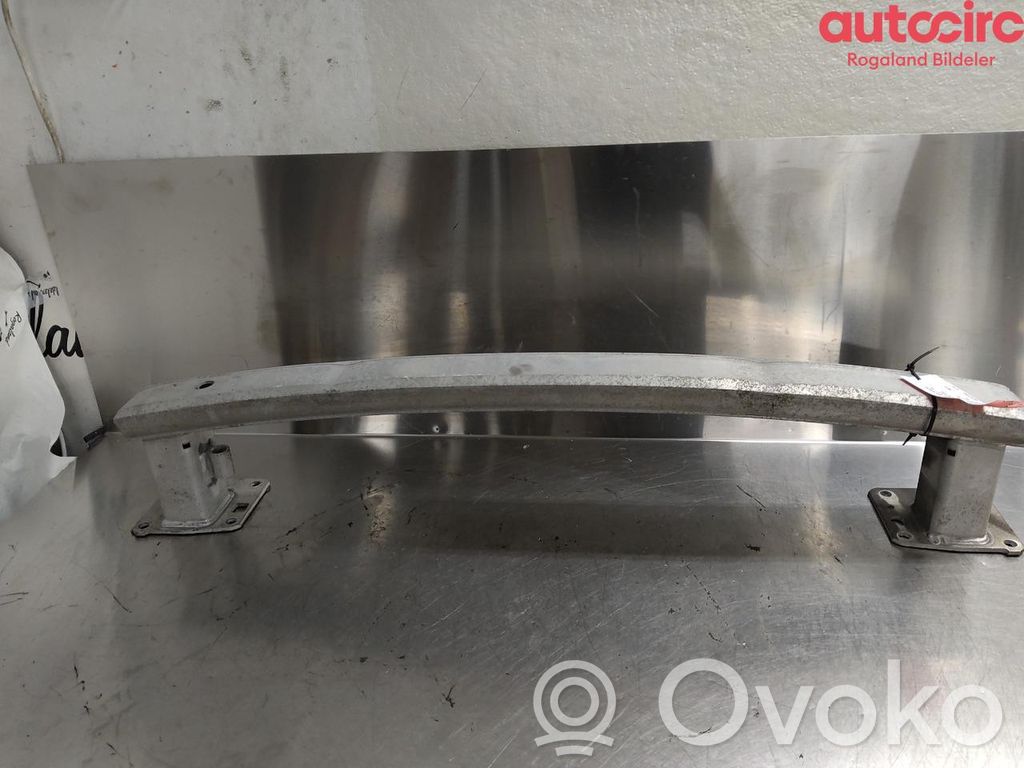 Peugeot 5008 II Traversa di supporto paraurti posteriore