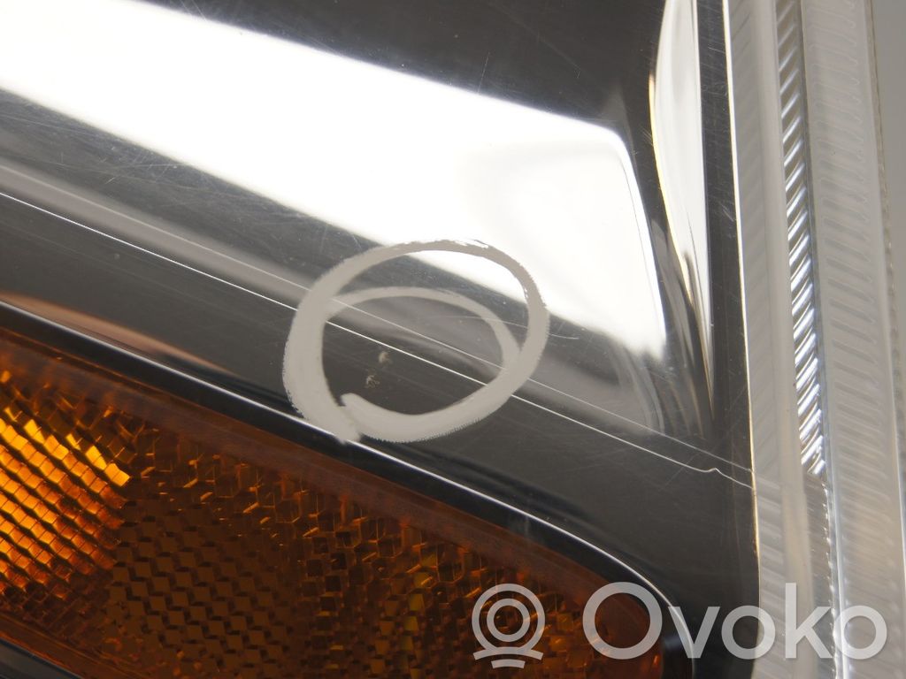 Nissan Leaf I (ZE0) Clignotant avant