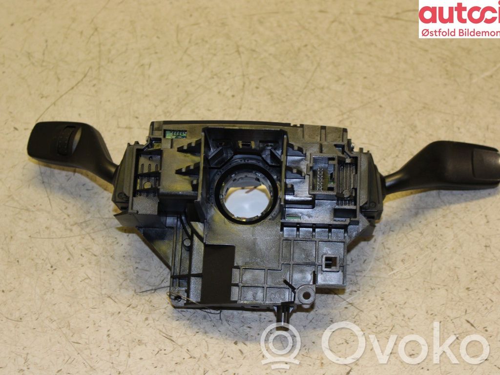 Ford Mondeo MK IV Oro pagalvių juosta (srs žiedas)