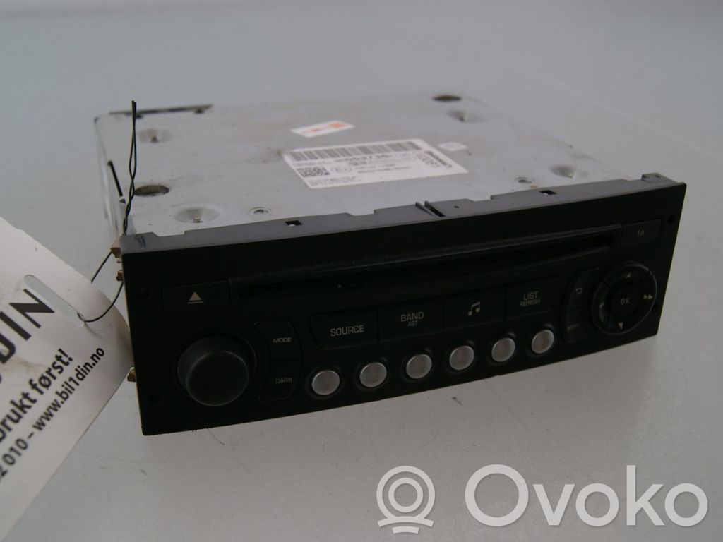 Toyota Proace Radio / CD-Player / DVD-Player / Navigation 