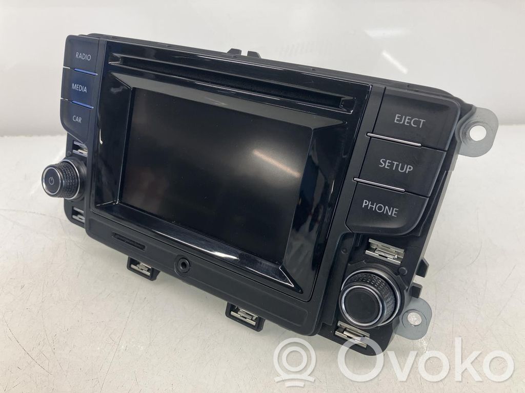 Volkswagen Polo V 6R Radio / CD/DVD atskaņotājs / navigācija 
